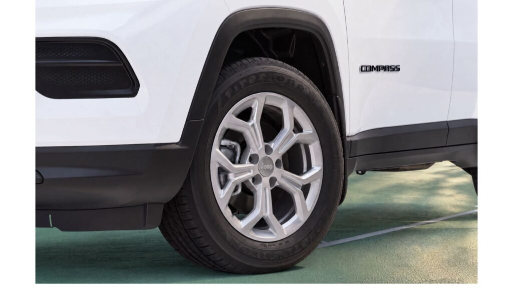 Jeep-Compass-Sport-AT-6
