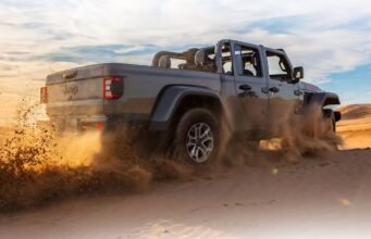 Stellantis to Launch 12 Jeep and Citroën Products in India jeep gladiator